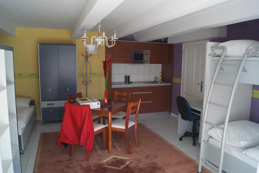 Apartment Sejko Český Krumlov Oda fotoğraf